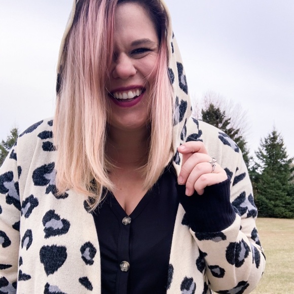 NWT Leopard Cream Hooded Cardigan - Picture 5 of 8